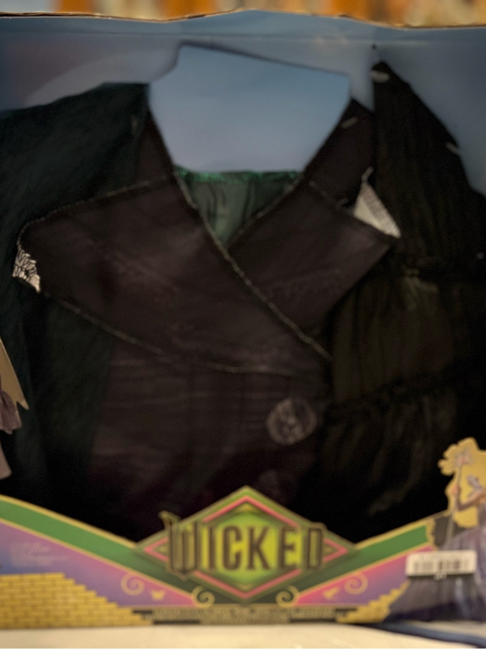 New wicked Elphaba Costume Dress & Robe and Hat size 4 - 6